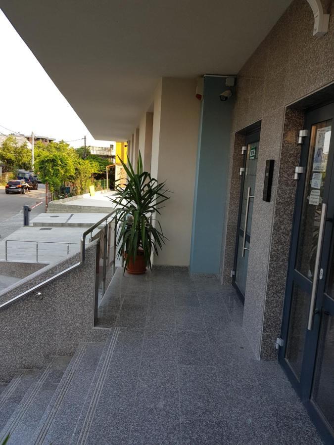 Kolonaki Domus Apartment 3 Iasi Ngoại thất bức ảnh